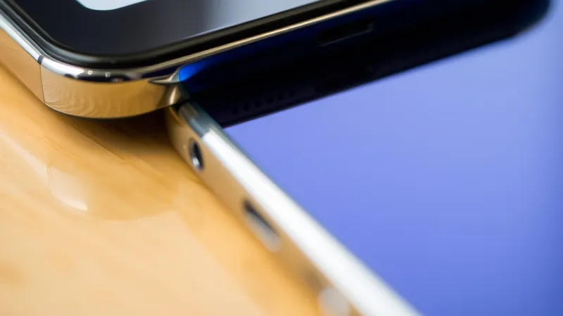 iPhone vs Android: Which Smartphone Ecosystem Wins in 2026?